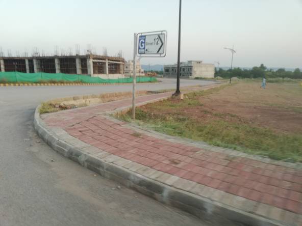 8 marla plot for sale in bahria enclave islamabad