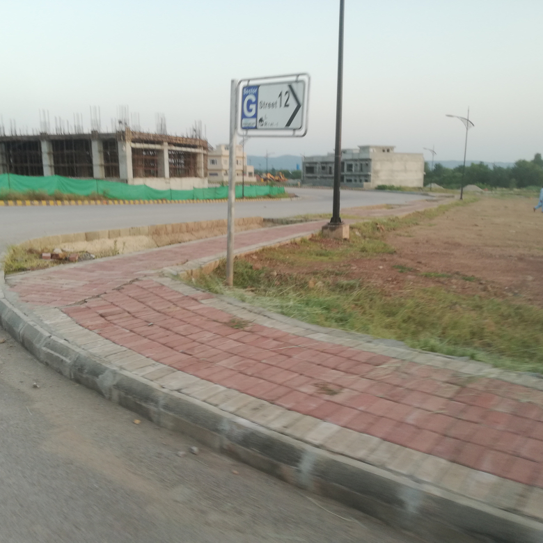 8 marla plot for sale in bahria enclave islamabad