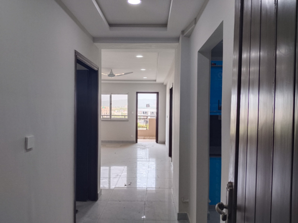 950 Square Feet Semi-Furnished Flat for Rent in Bahria Enclave