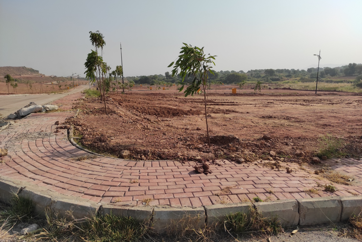 5 Marla Semi-Corner Plot for Sale in Bahria Enclave Sector F1