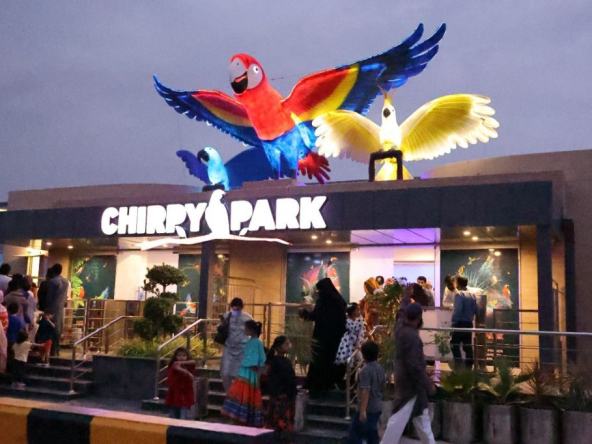 Chirpy Park – A Unique Bird Aviary in Bahria Town KarachiChirpy Park – A Unique Bird Aviary in Bahria Town Karachi