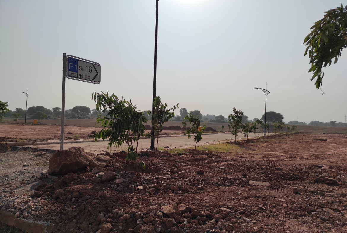 Invest in a 05 Marla Residential Plot in Bahria Enclave Sector F-1